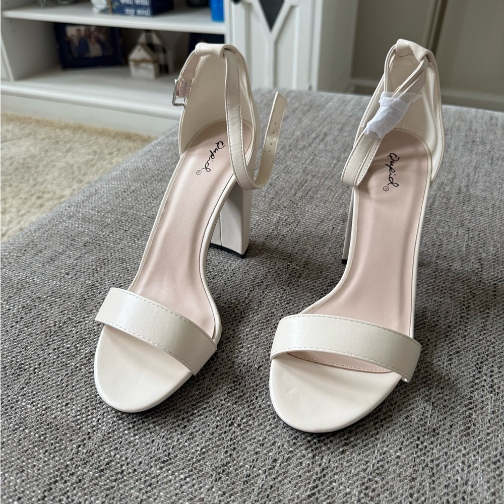 Qupid Off White High Heel Sandals